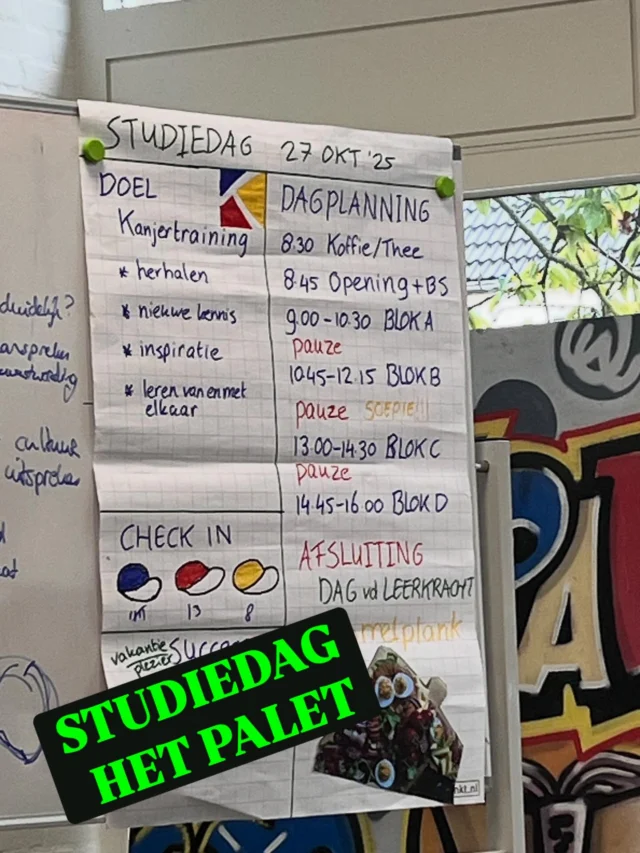 Afgelopen maandag zijn we de week gestart met een studiedag over de Kanjertraining. Samen nieuwe kennis opdoen, oefeningen doen en nieuwe ideeën die je direct toe kunt passen. Ook teamleden van de BSO sloten aan om zo in ons kindcentrum een doorgaande lijn uit te dragen. Afsluitend genoten we van een borrelplank als cadeau van @noorderbasis voor de Dag van de Leerkracht. @ckokleurrijkpalet @kanjertraining @kletsenbijdomien
